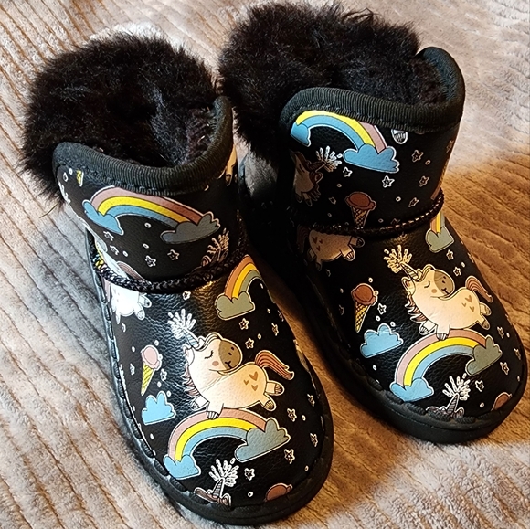 Unicorn Black Fur Toddler Winter Boots - Picture 2 of 5